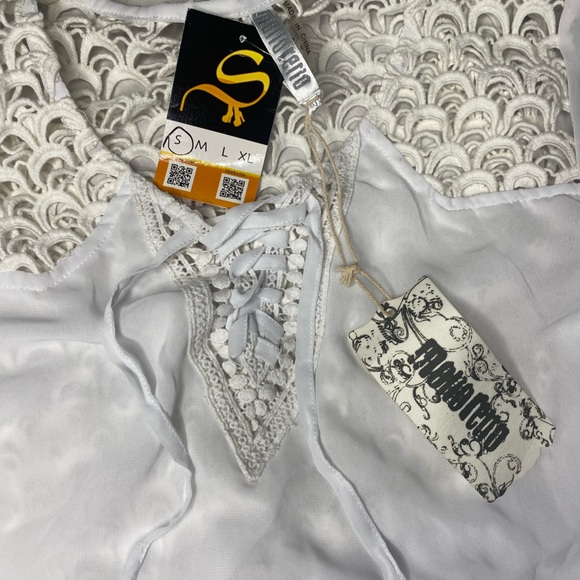 White Sheer Tunic Top w/ Lace Crochet Detailing Women’s Medium by Monoreno - Picture 4 of 8